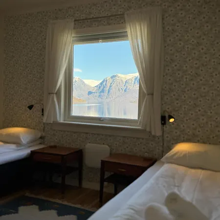 Svingen - Panoramic Fjord Views In * Flam