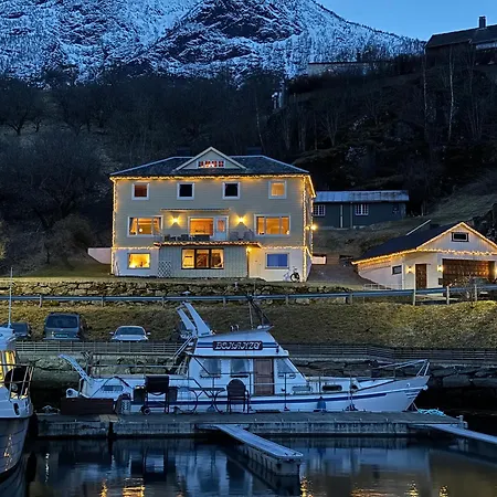 Pensionat Svingen - Panoramic Fjord Views In
