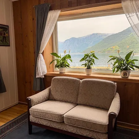 Svingen - Panoramic Fjord Views In Penzion