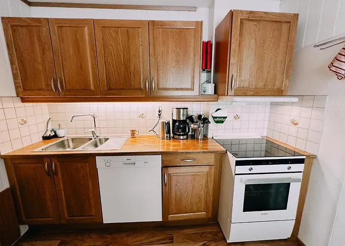 Svingen - Panoramic Fjord Views In Pensjonat *